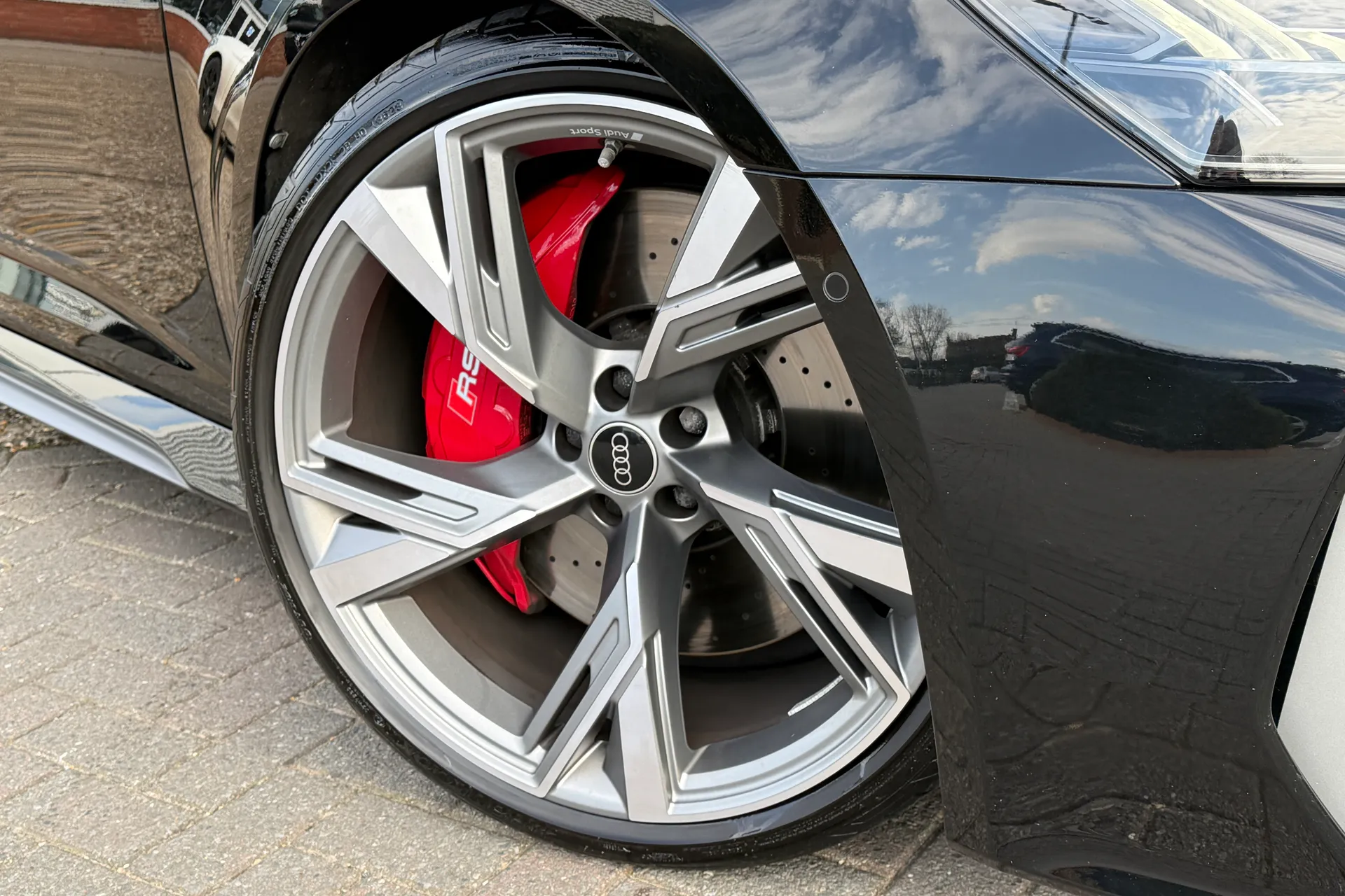 Audi RS6 thumbnail image number 7