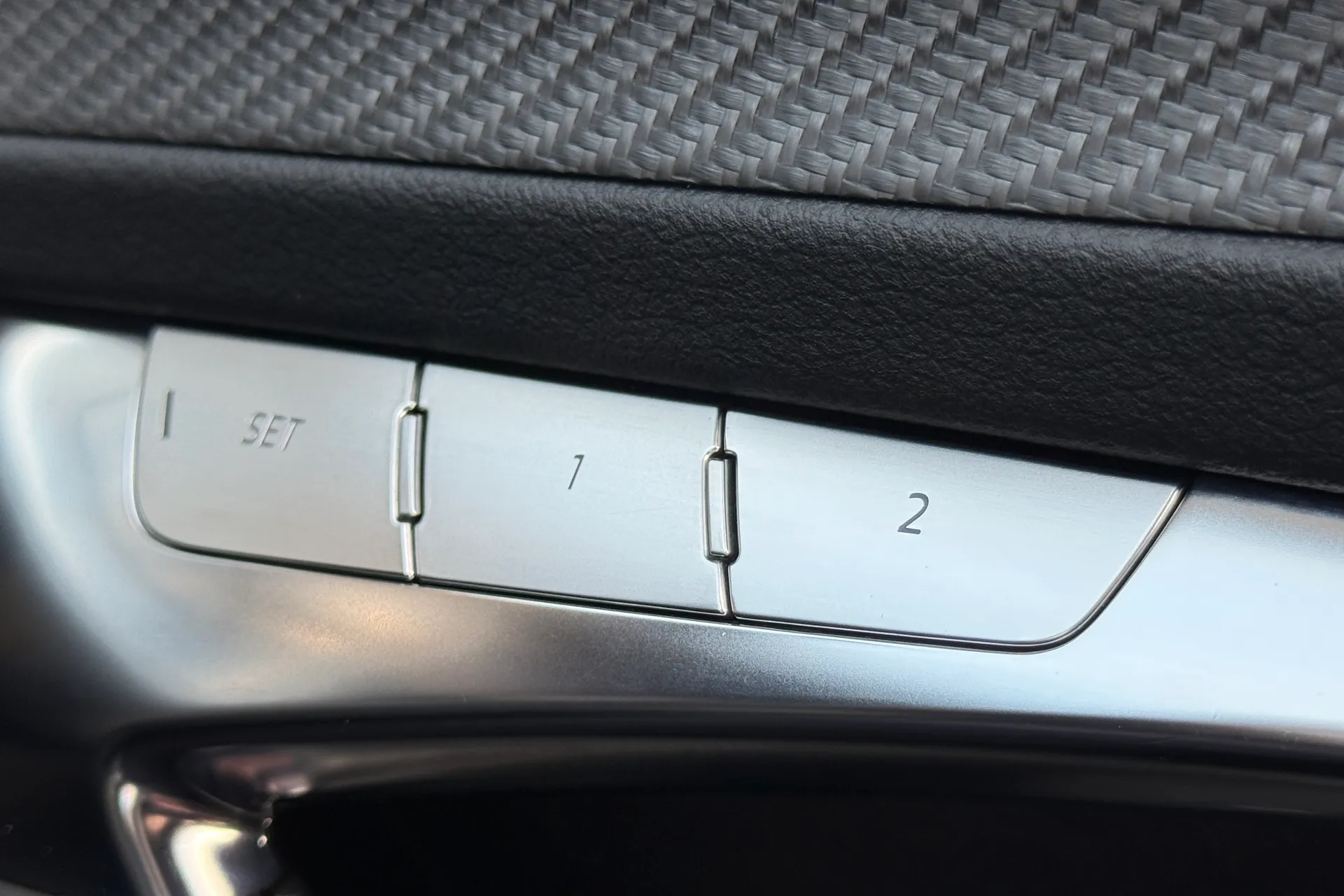 Audi RS6 thumbnail image number 21