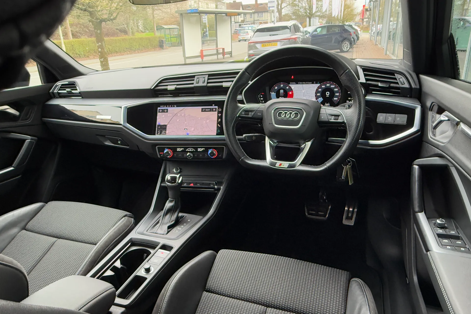 Audi Q3 thumbnail image number 41