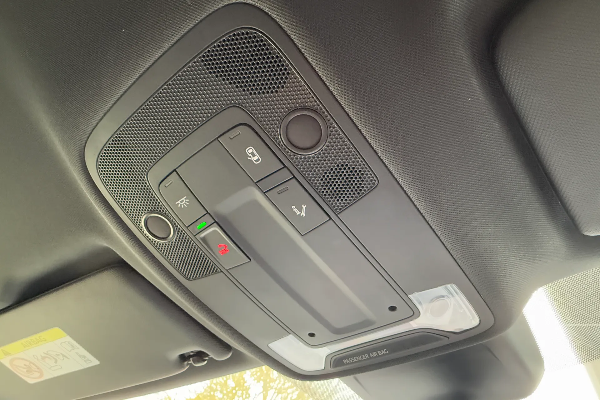 Audi Q3 thumbnail image number 33