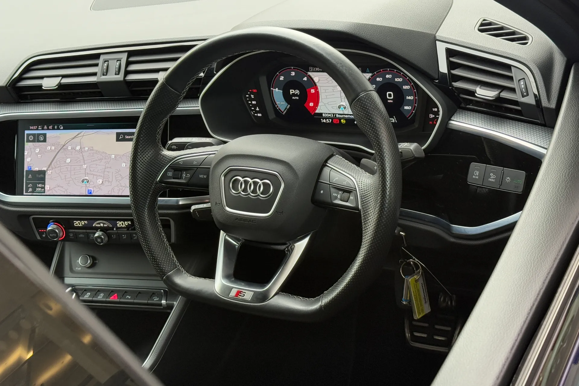 Audi Q3 thumbnail image number 37