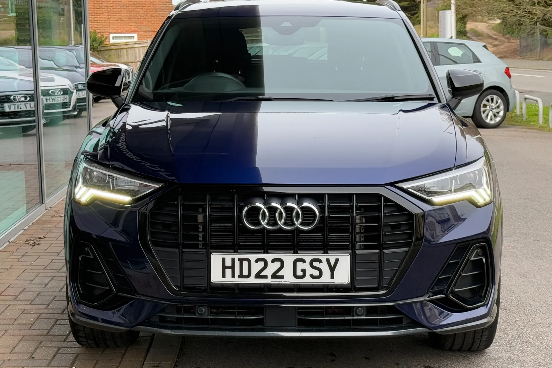 Audi Q3 thumbnail image number 60