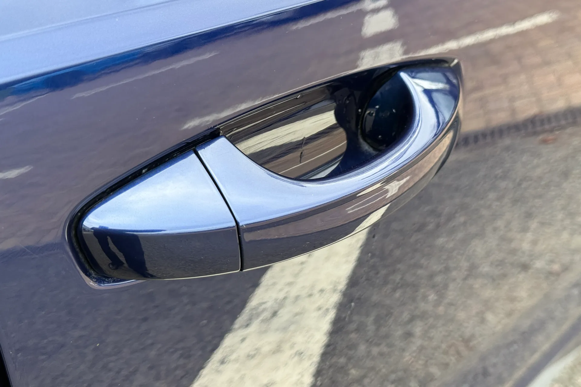 Audi Q3 thumbnail image number 9