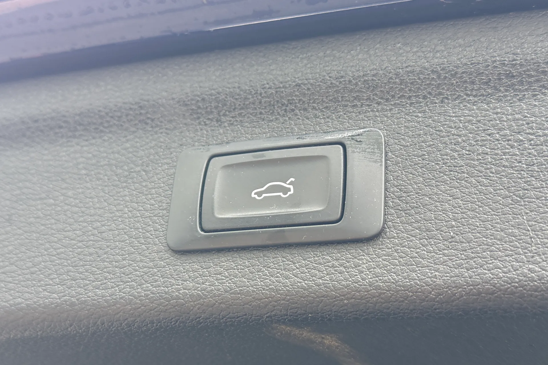 Audi Q3 thumbnail image number 40