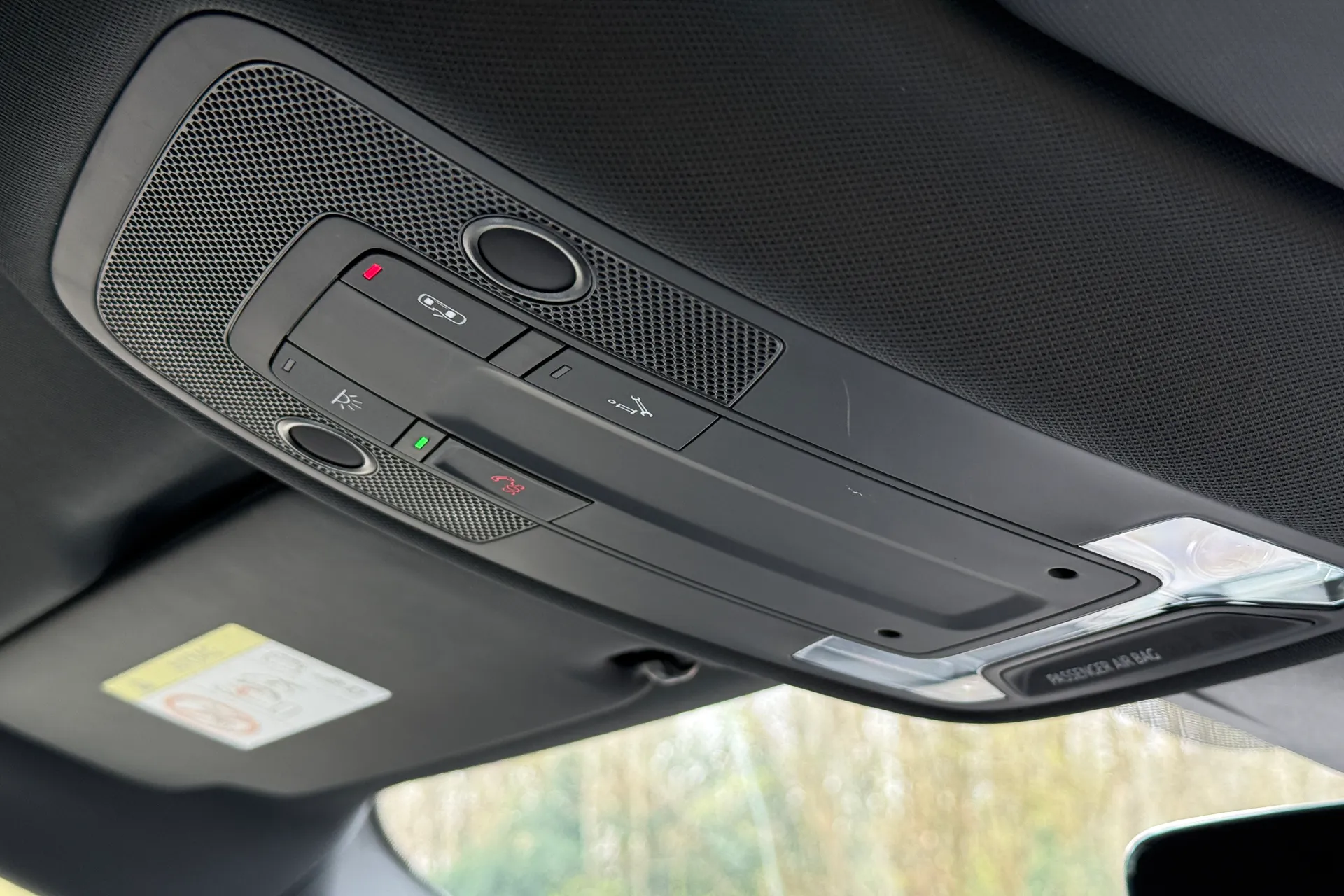 Audi Q3 thumbnail image number 19