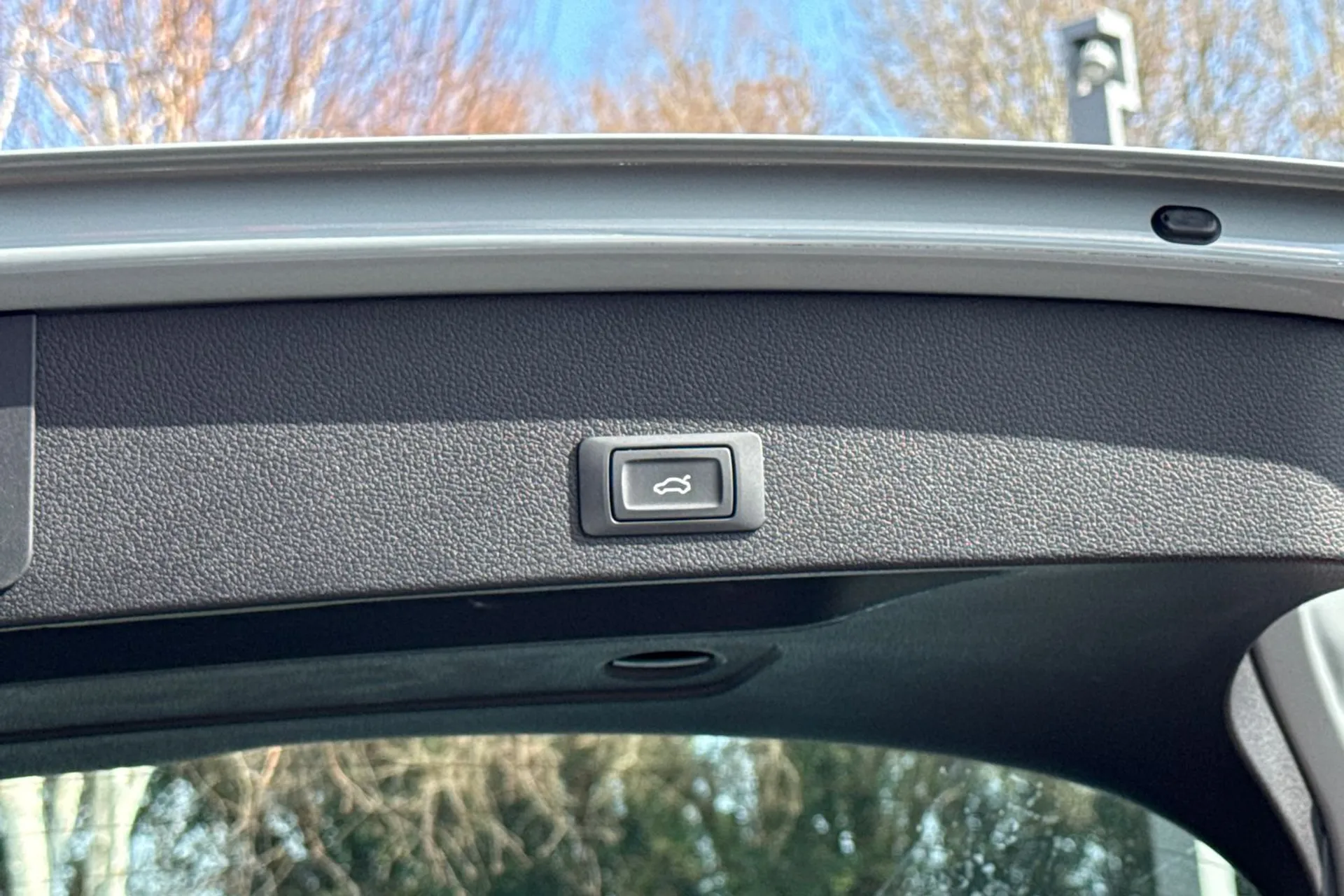 Audi Q2 thumbnail image number 34