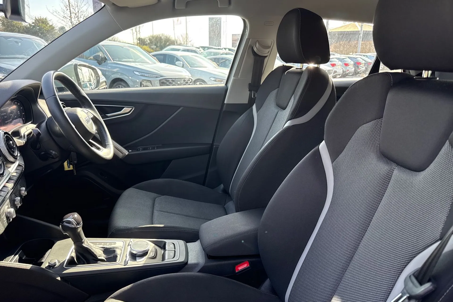 Audi Q2 thumbnail image number 44