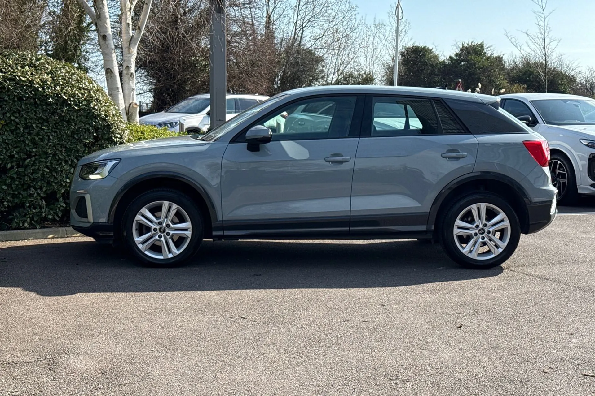 Audi Q2 thumbnail image number 17