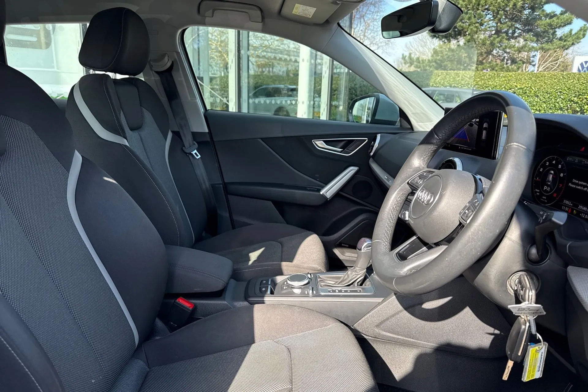 Audi Q2 thumbnail image number 42