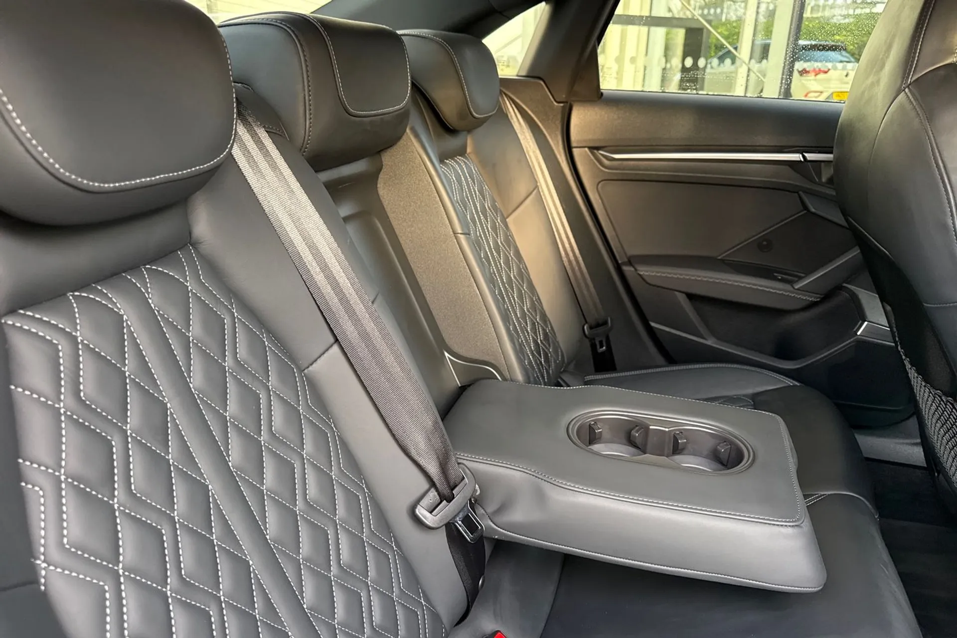 Audi A3 thumbnail image number 38