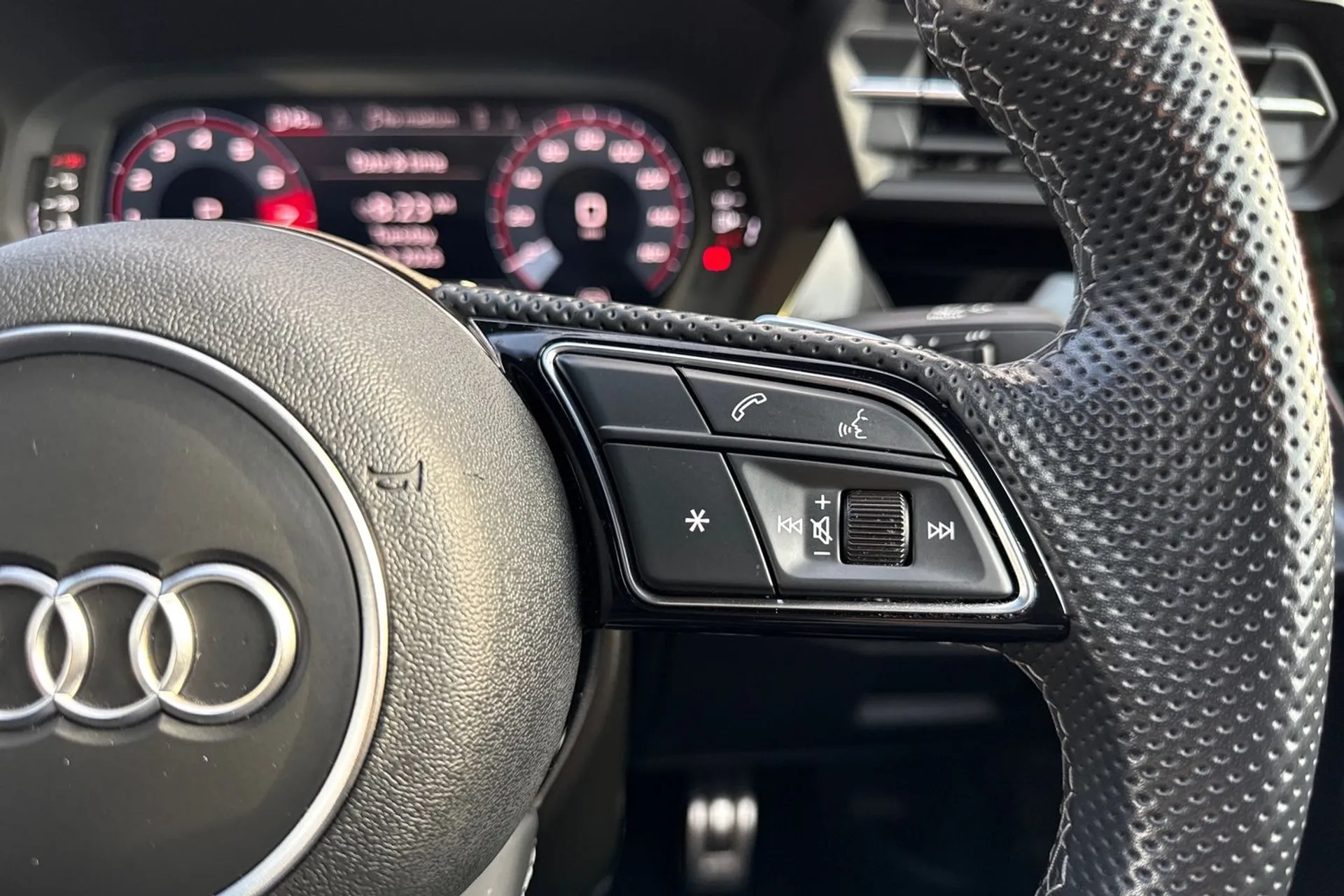 Audi A3 thumbnail image number 42