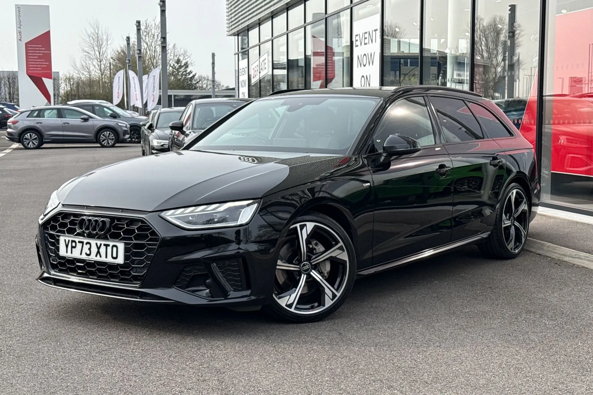 Audi A4 thumbnail image number 12