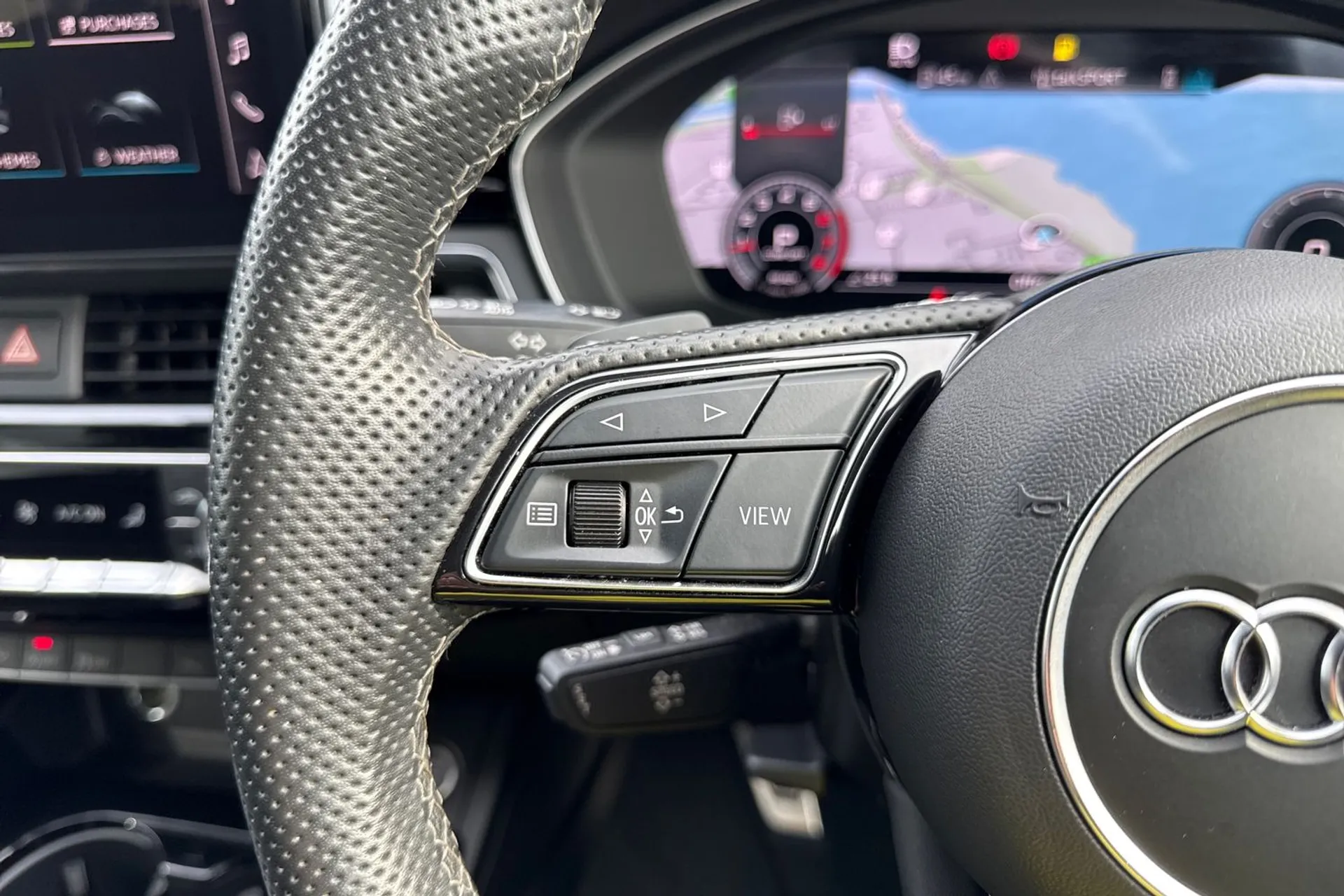 Audi A4 thumbnail image number 35