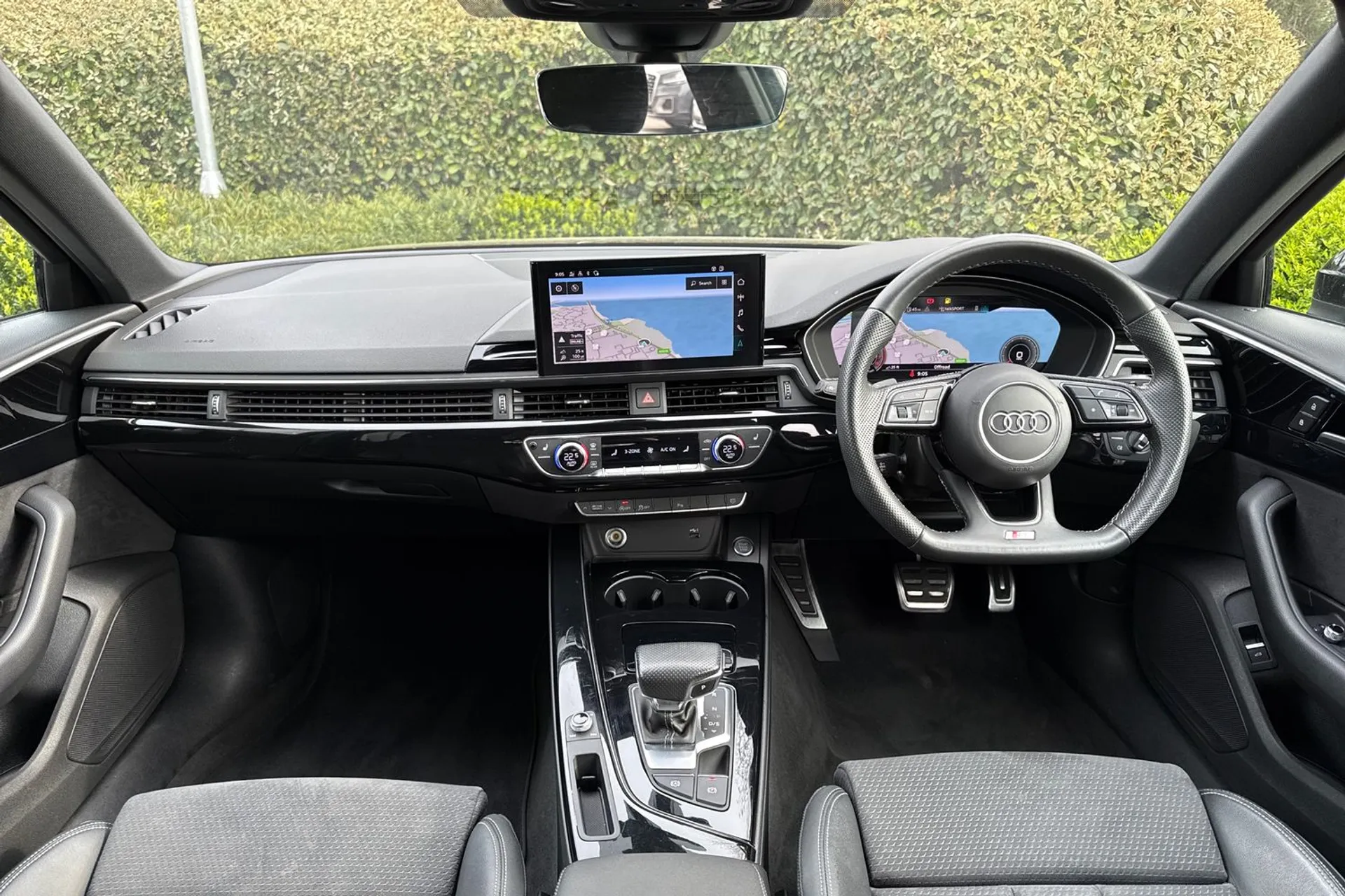 Audi A4 thumbnail image number 3