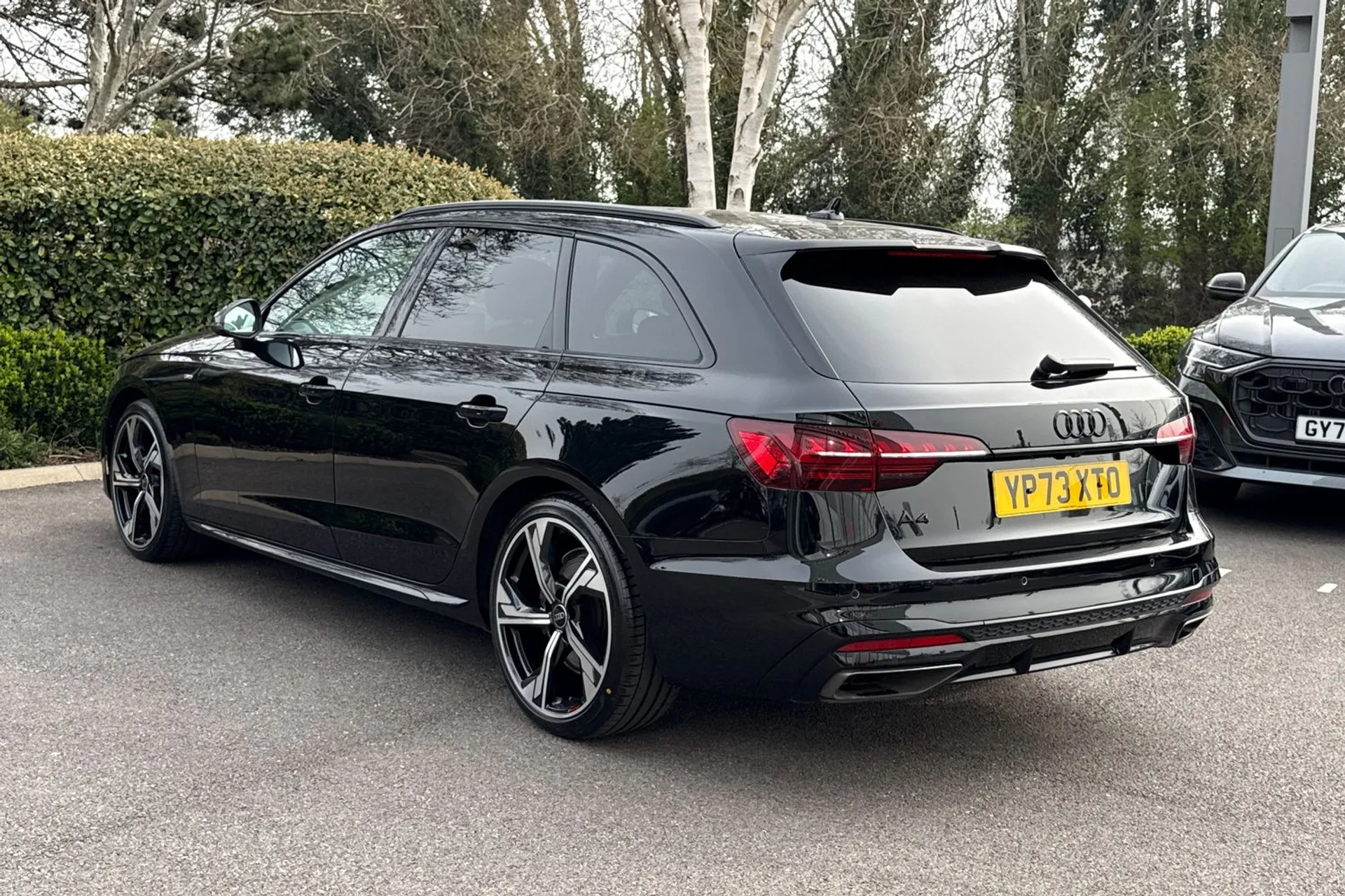 Audi A4 thumbnail image number 18