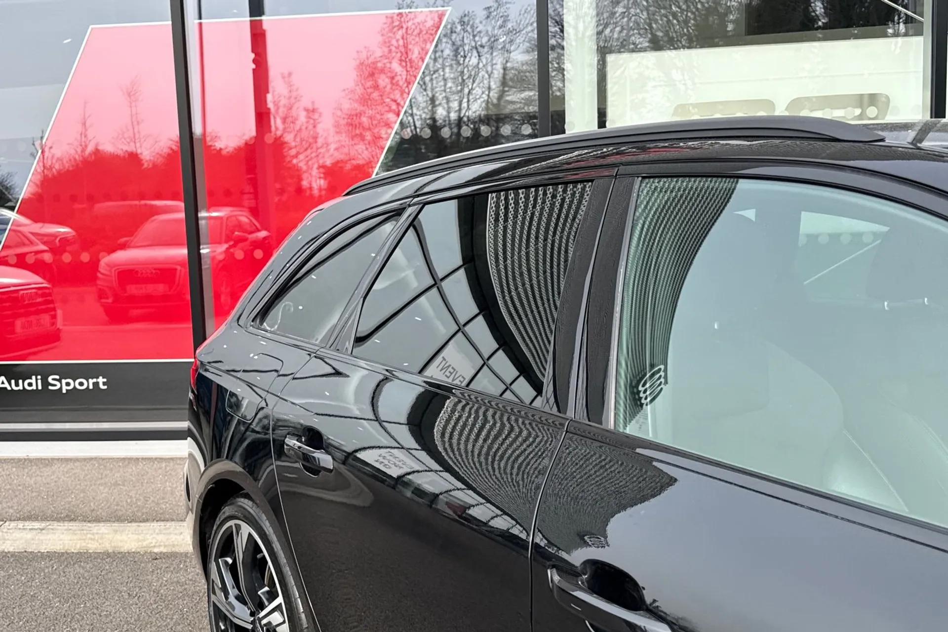 Audi A4 thumbnail image number 23