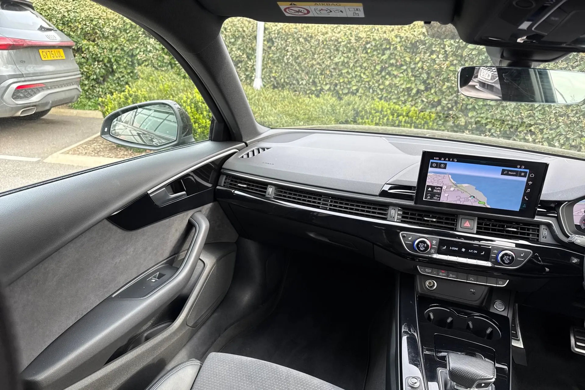 Audi A4 thumbnail image number 47