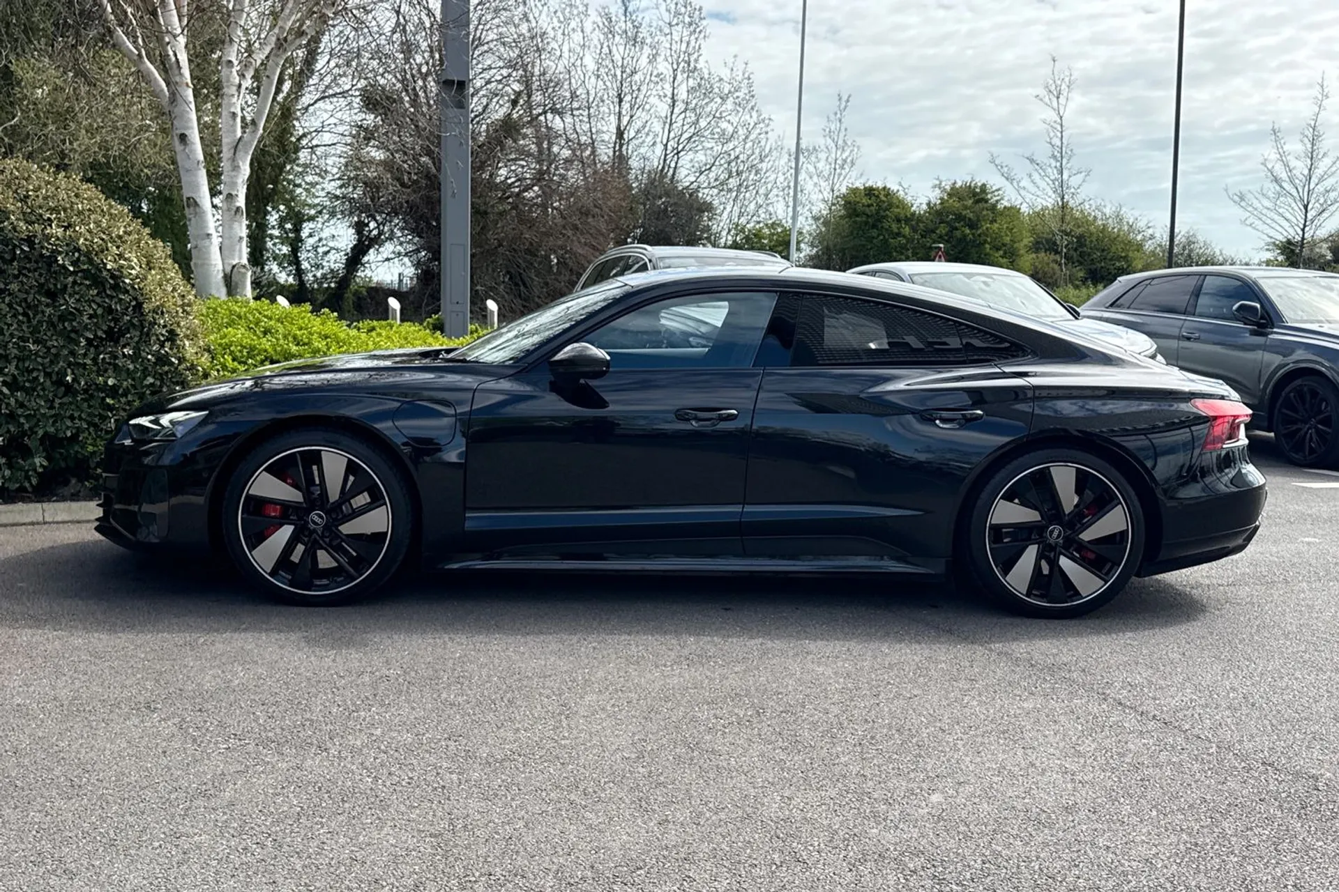 Audi RS e-tron GT thumbnail image number 21