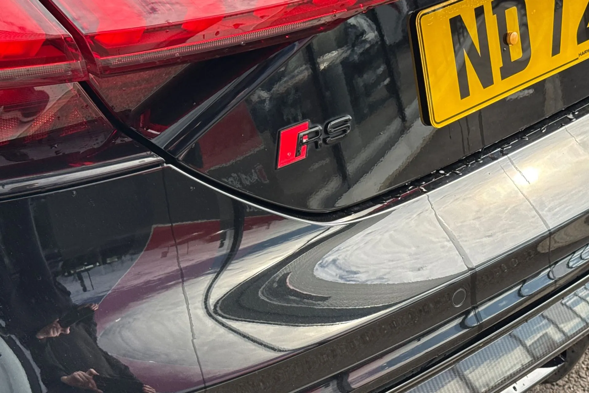 Audi RS e-tron GT thumbnail image number 39