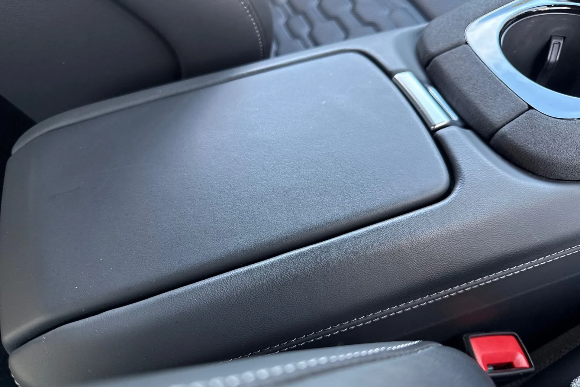 Audi RS e-tron GT thumbnail image number 40