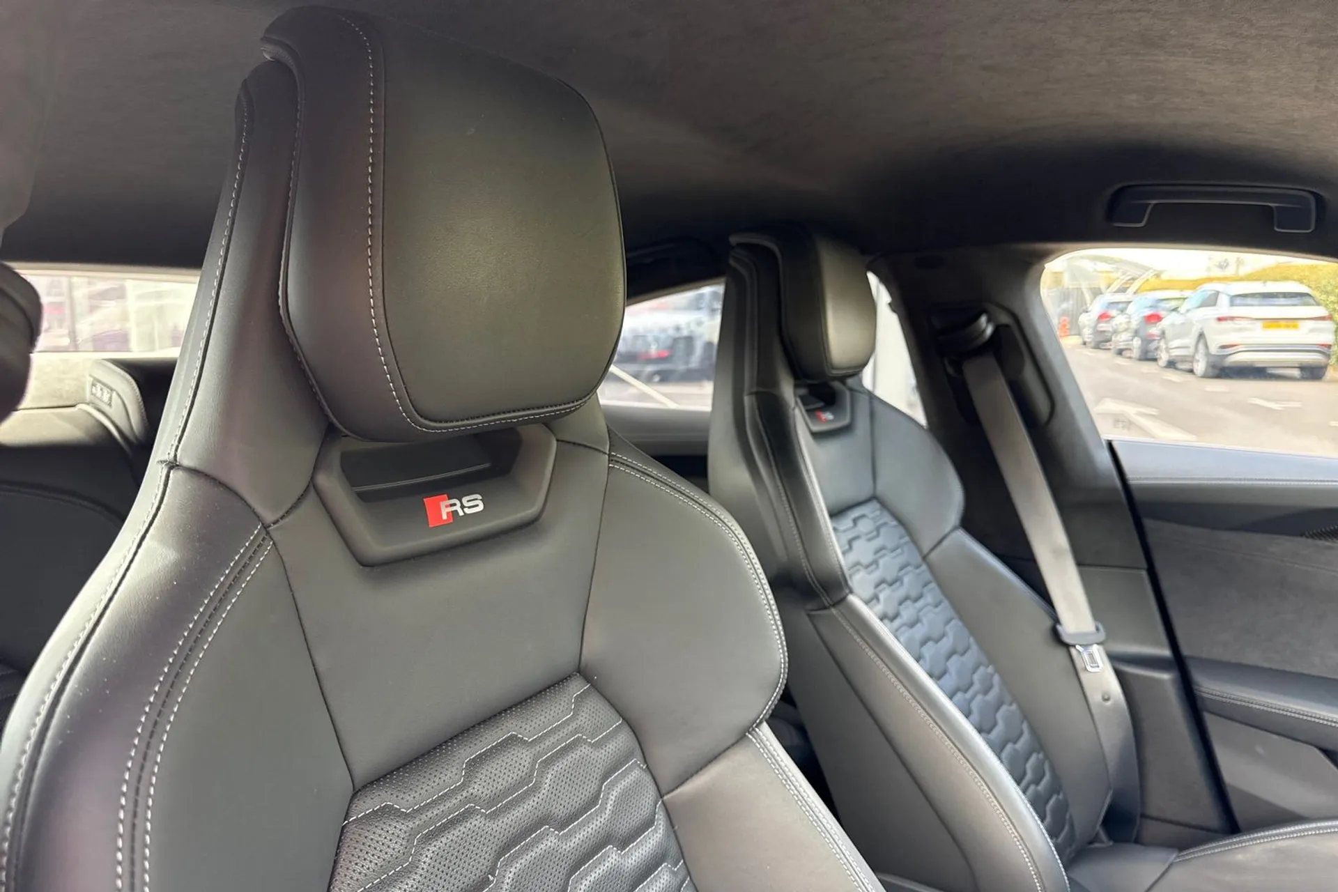 Audi RS e-tron GT thumbnail image number 34