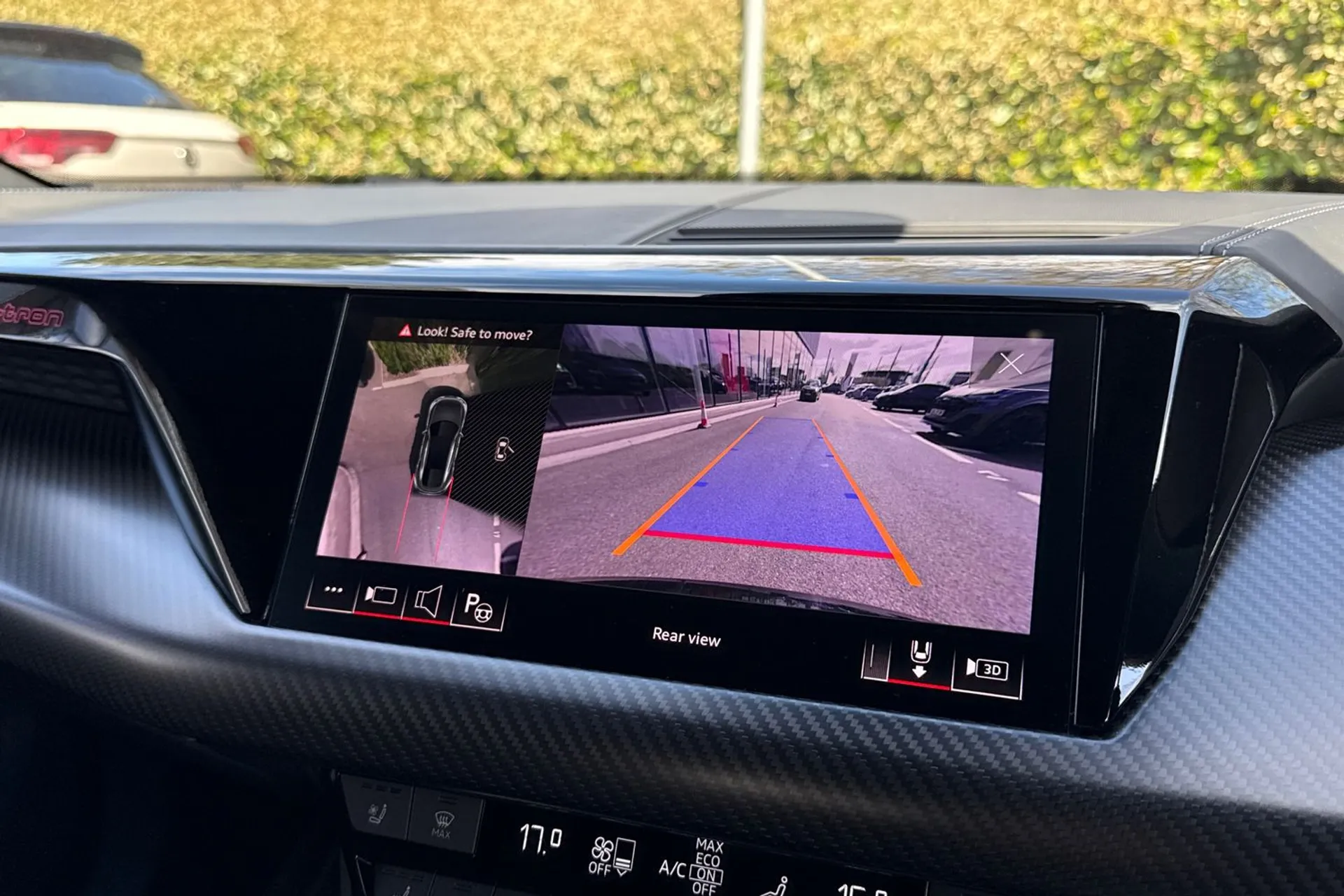 Audi RS e-tron GT thumbnail image number 4