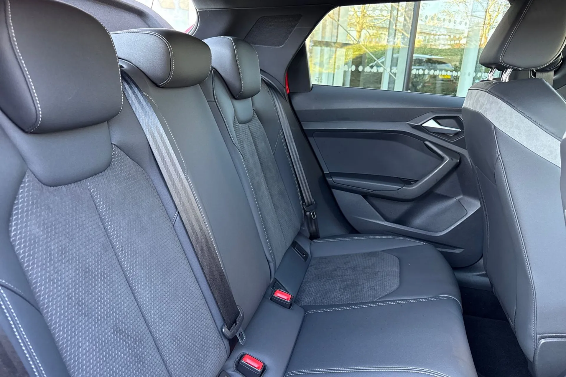 Audi A1 thumbnail image number 40