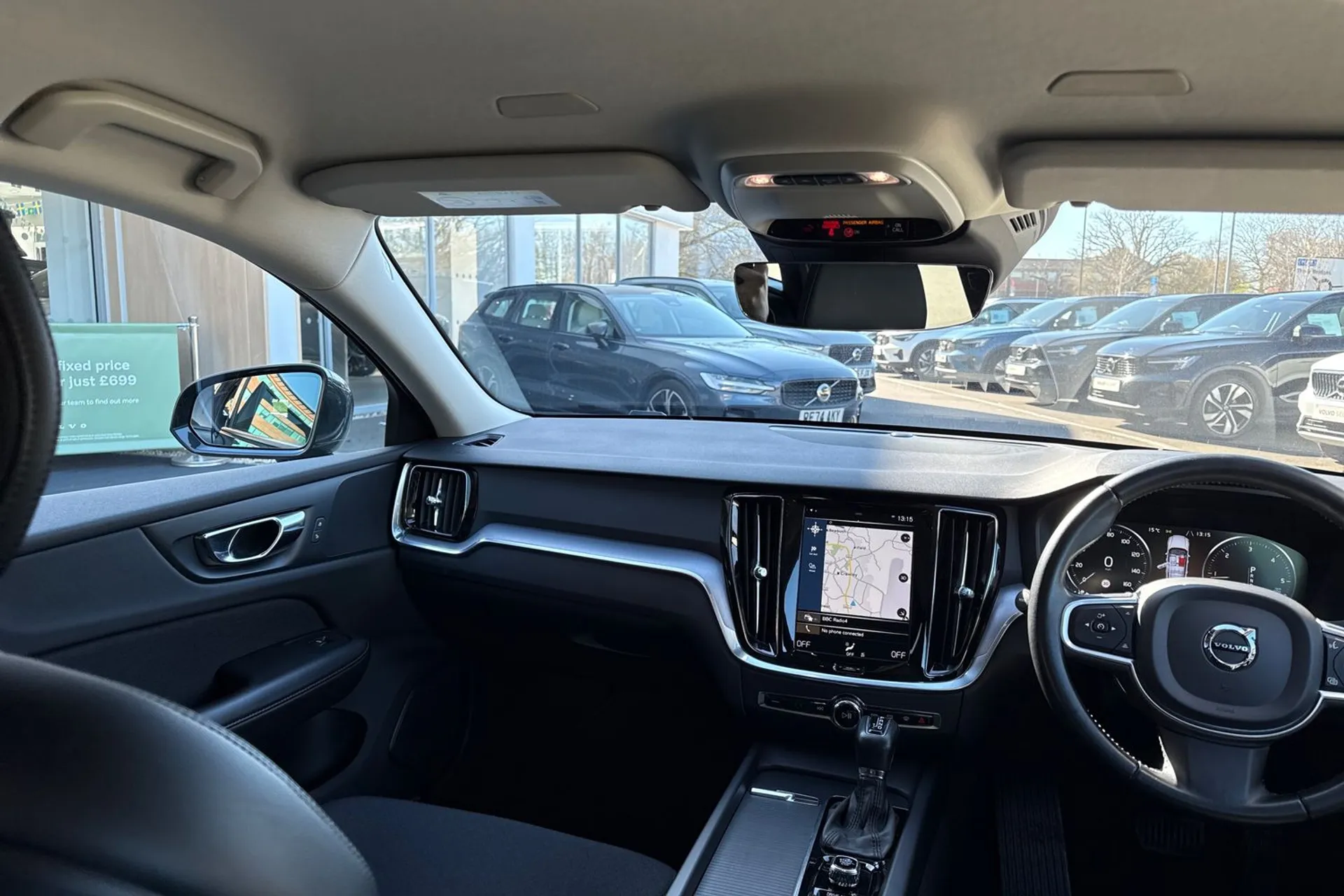 Volvo V60 thumbnail image number 32