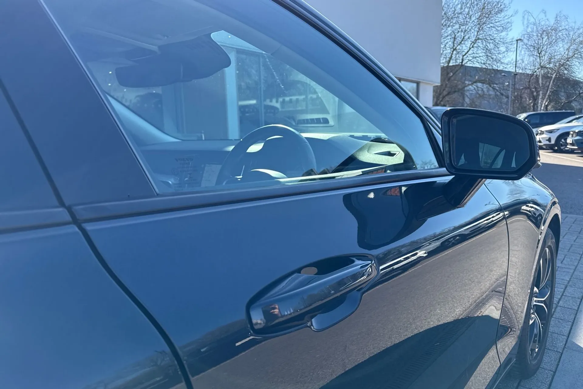 Volvo V60 thumbnail image number 17