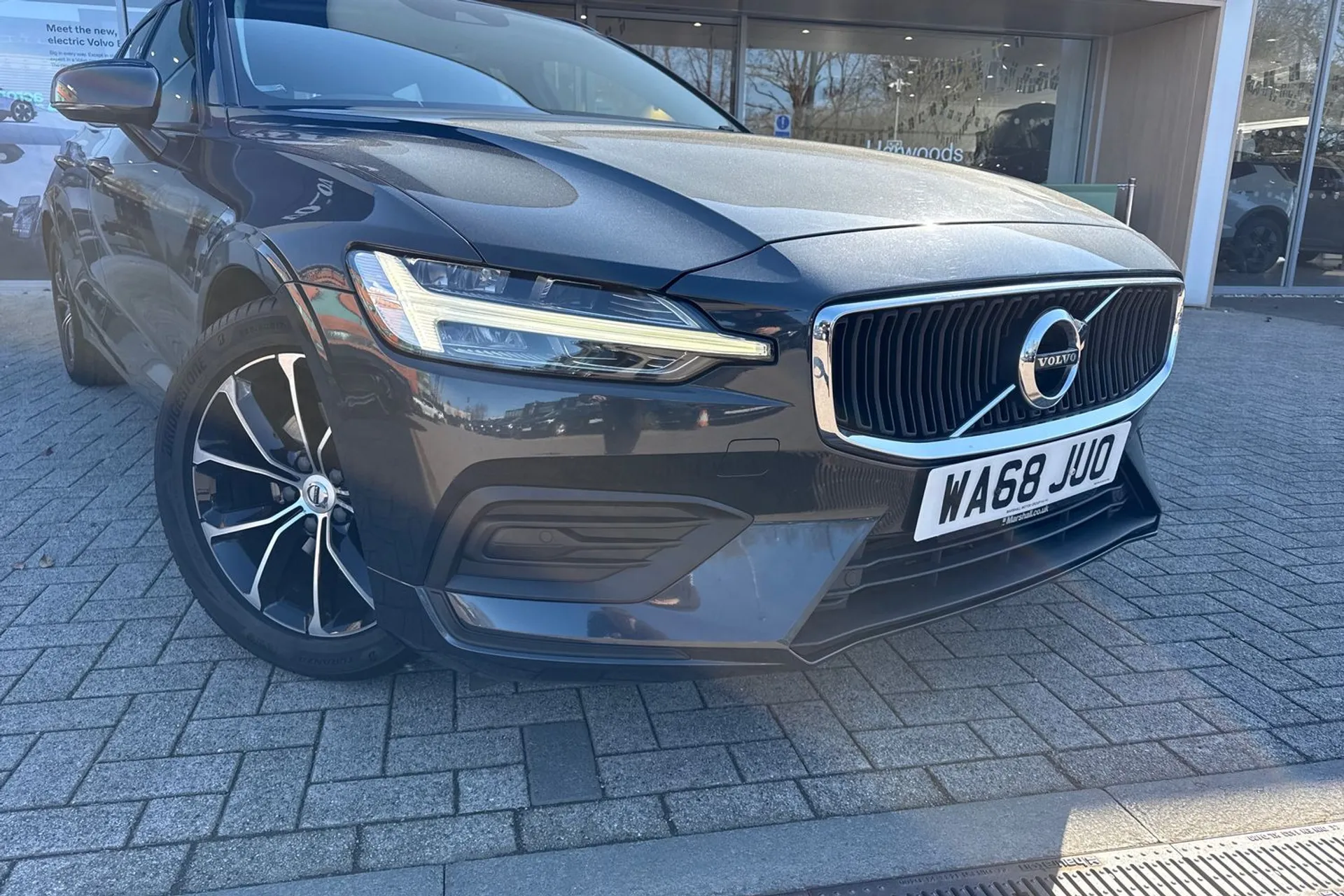 Volvo V60 thumbnail image number 7