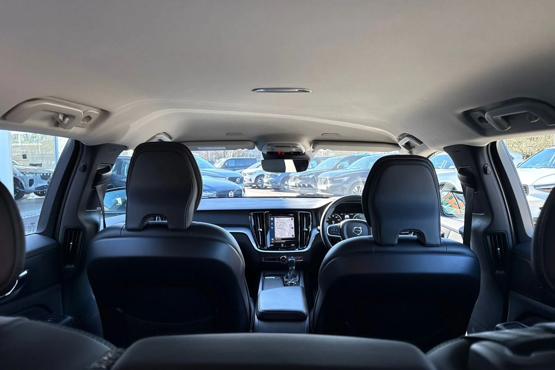 Volvo V60 thumbnail image number 22