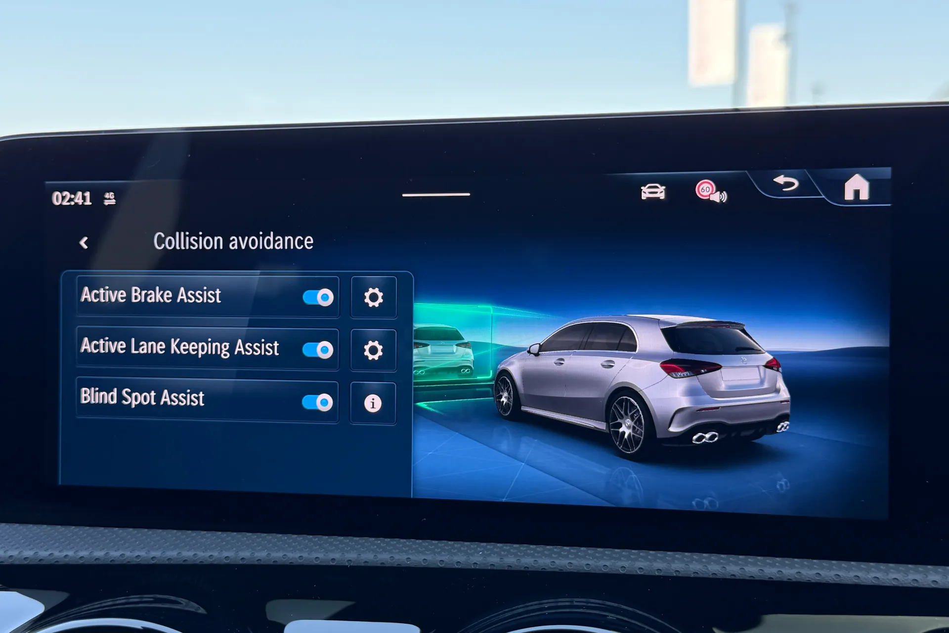 MERCEDES-BENZ A CLASS thumbnail image number 9