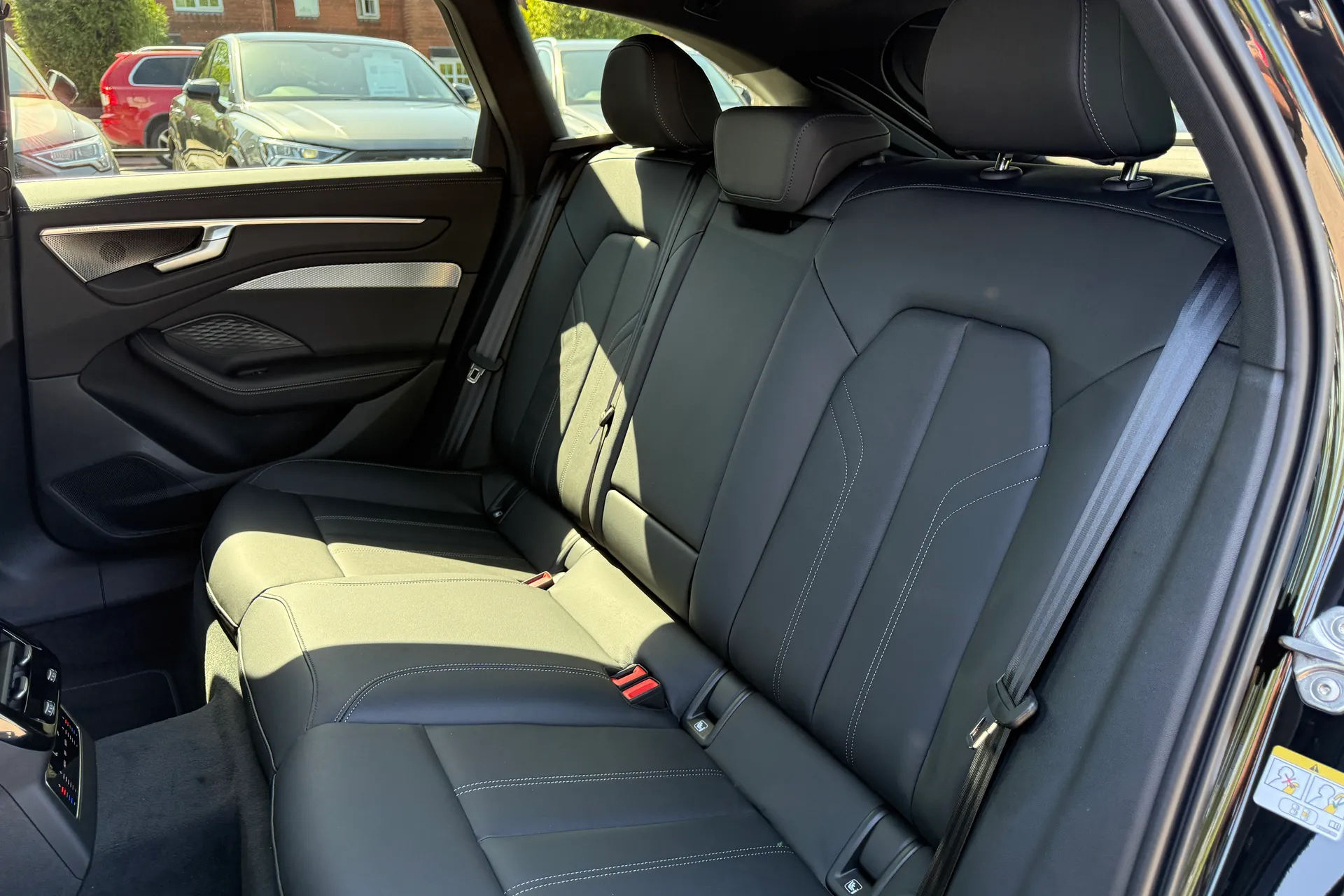 Audi A6 thumbnail image number 50