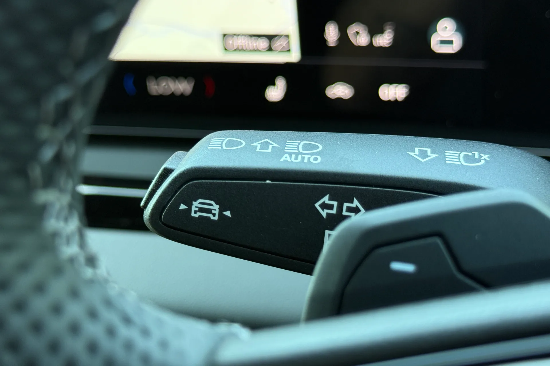 Audi A6 thumbnail image number 24