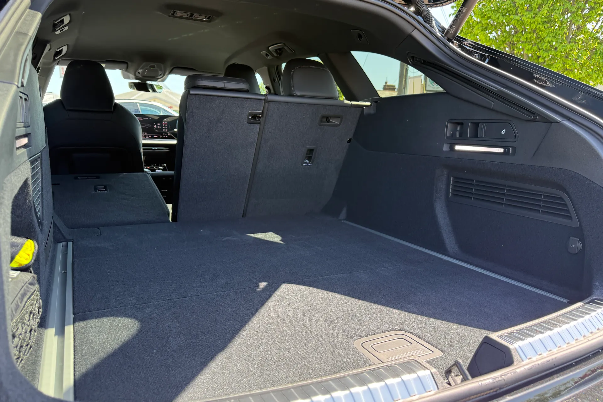 Audi A6 thumbnail image number 42