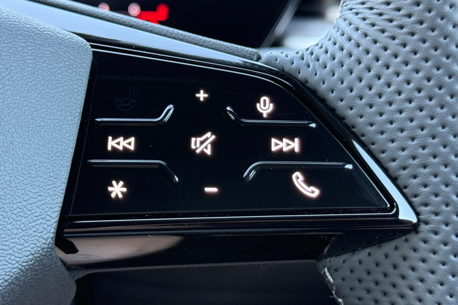 Audi A6 thumbnail image number 28