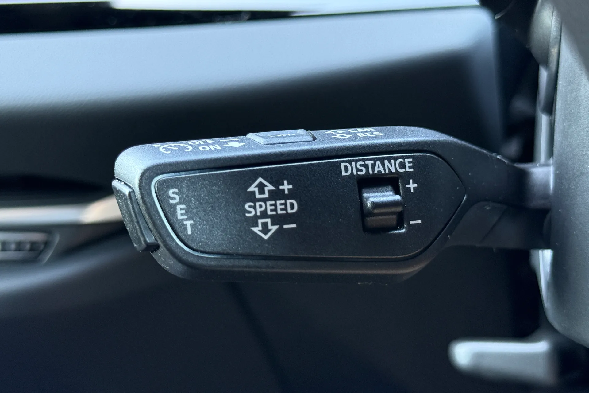 Audi A6 thumbnail image number 23