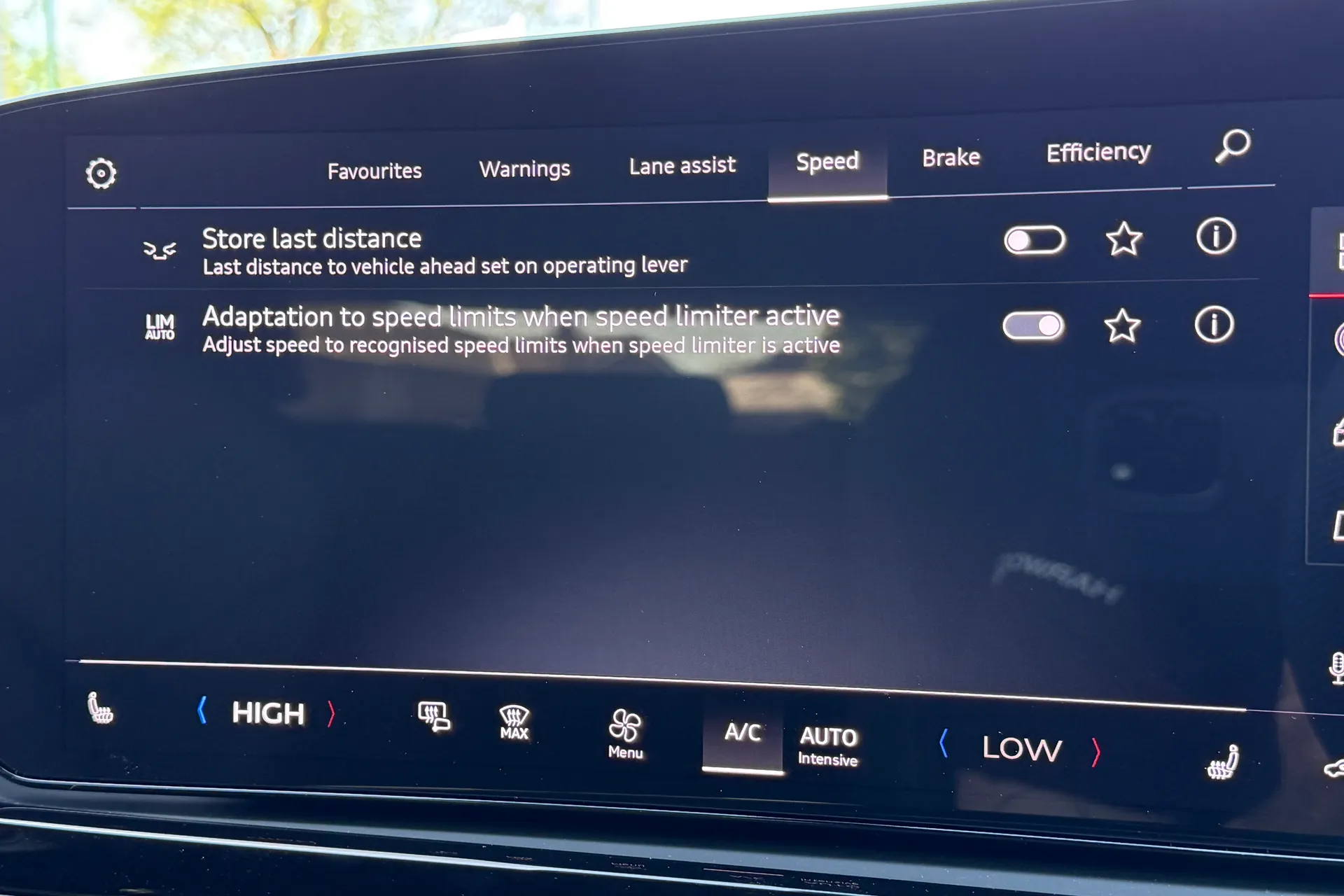 Audi A6 thumbnail image number 17