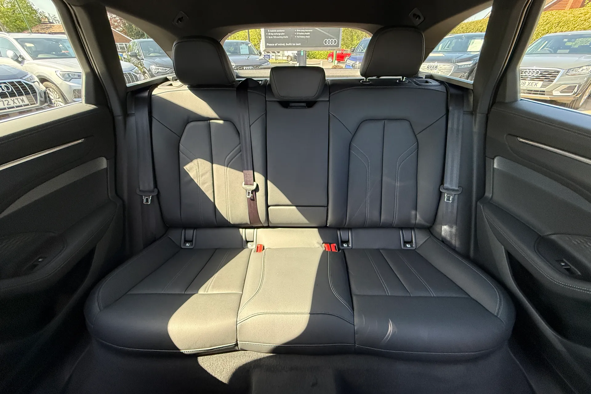 Audi A6 thumbnail image number 45