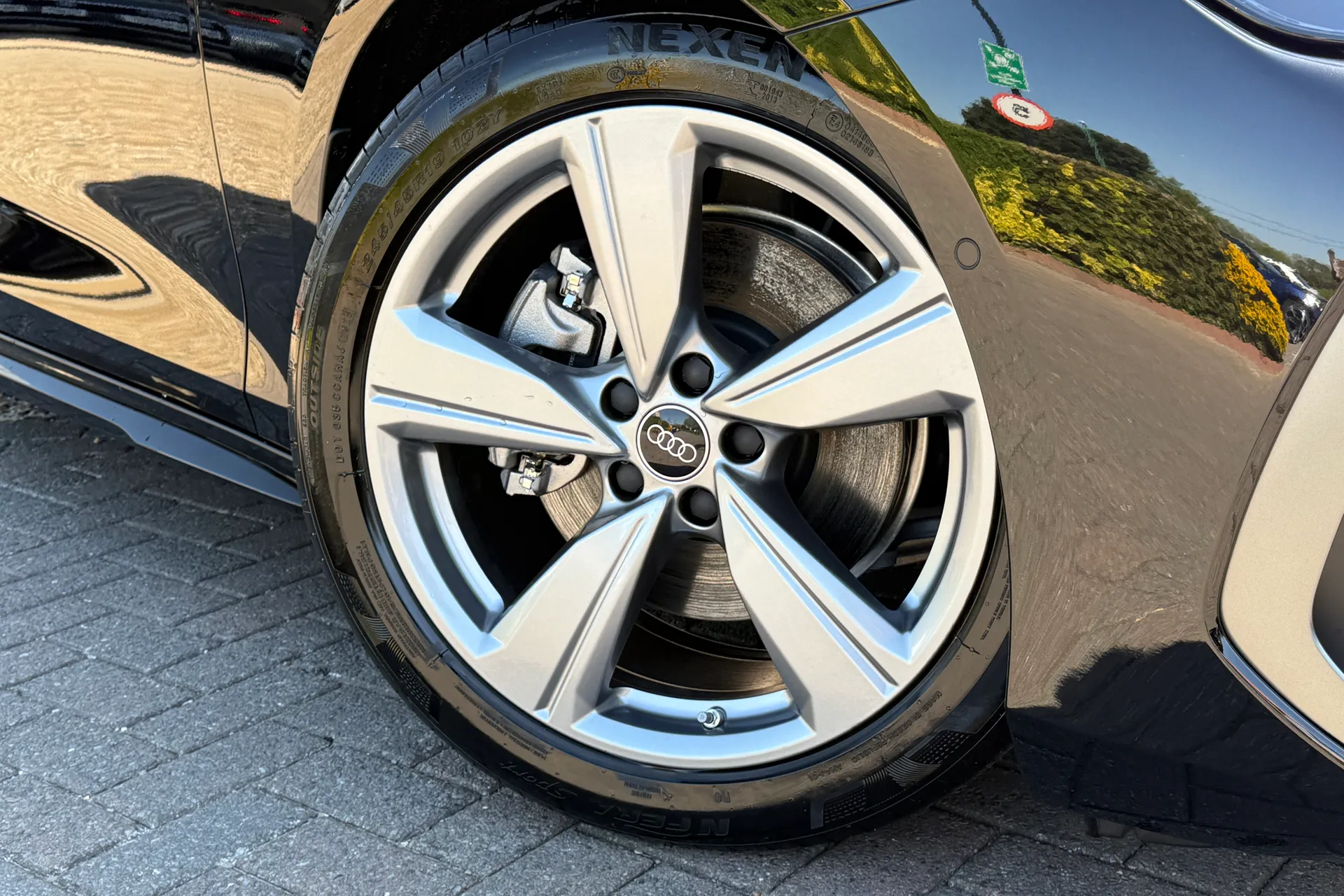 Audi A6 thumbnail image number 7