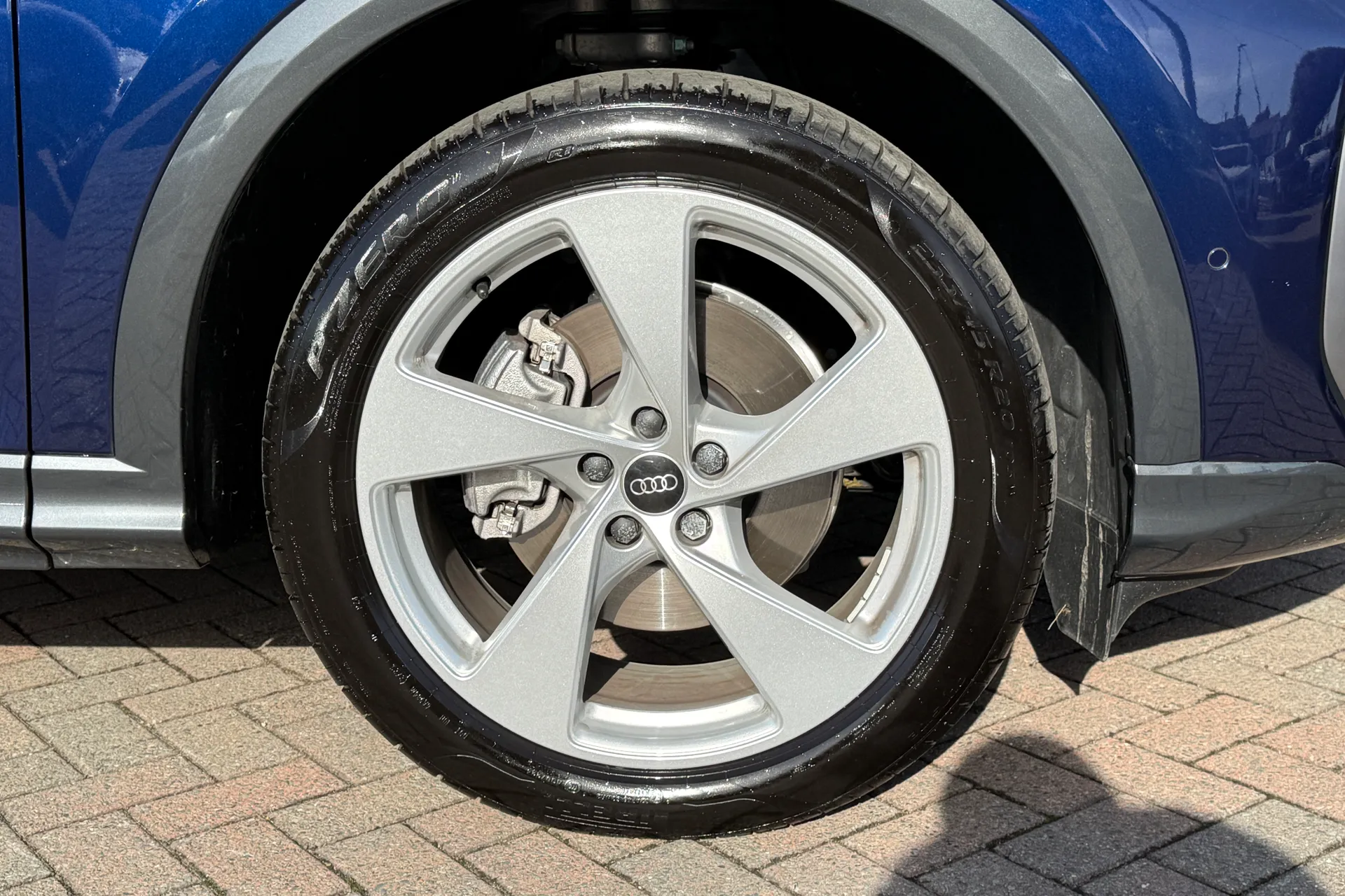 Audi Q5 thumbnail image number 50