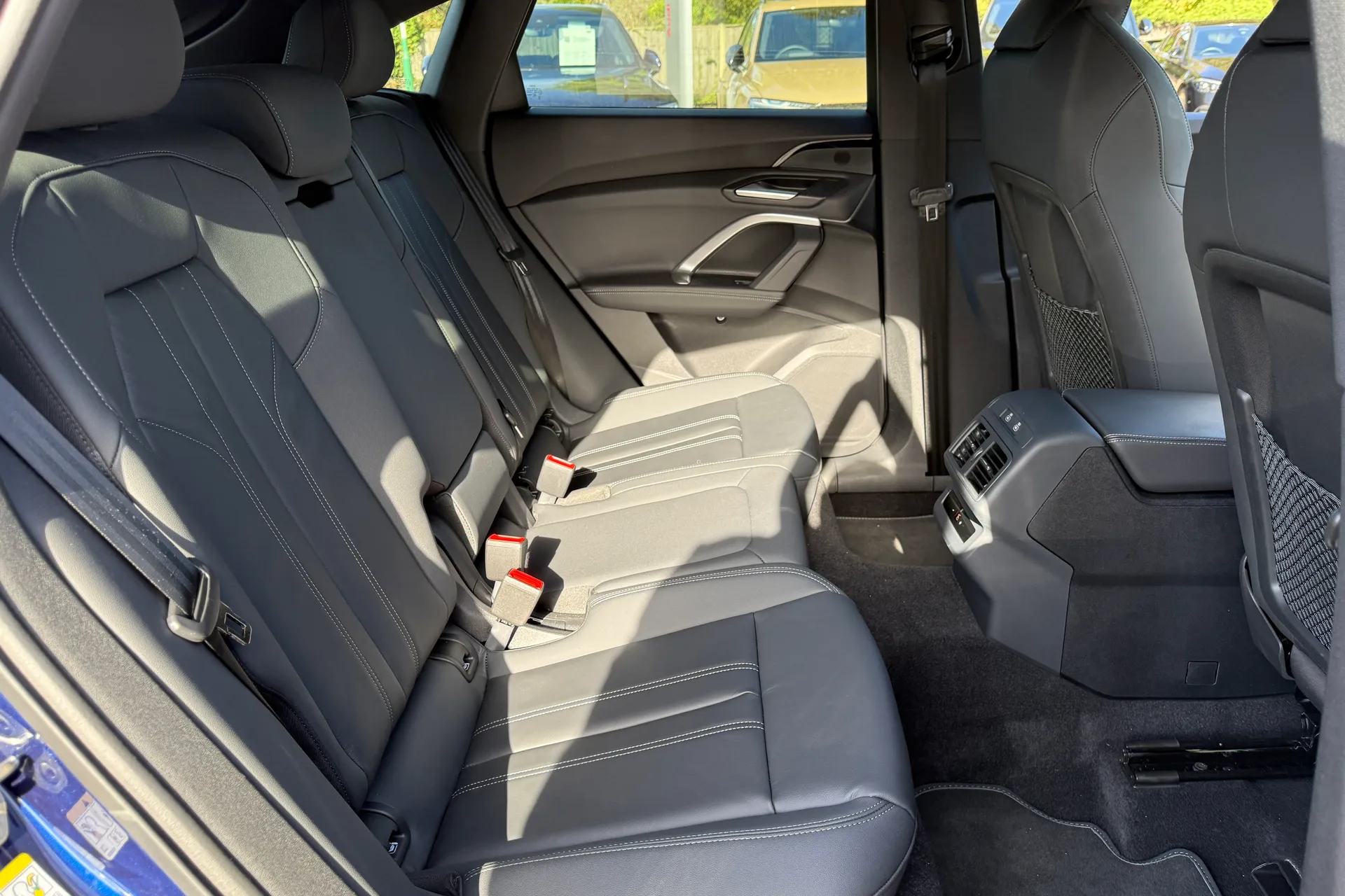 Audi Q5 thumbnail image number 45