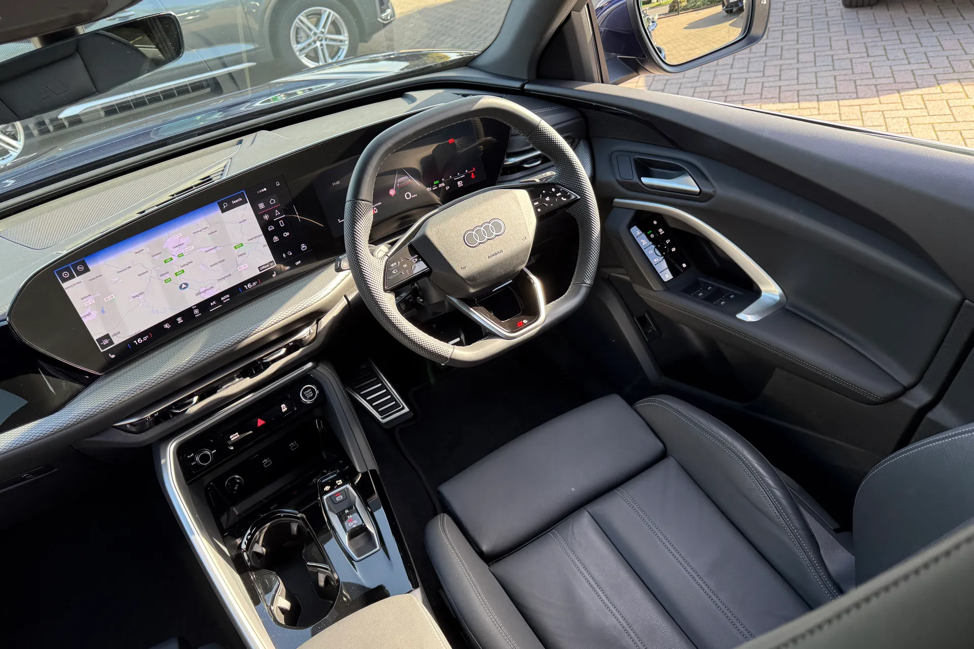 Audi Q5 thumbnail image number 42