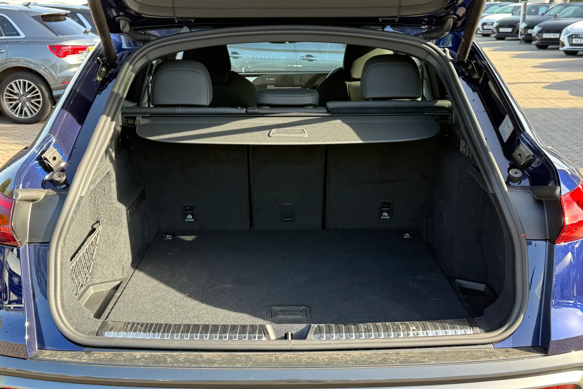 Audi Q5 thumbnail image number 37