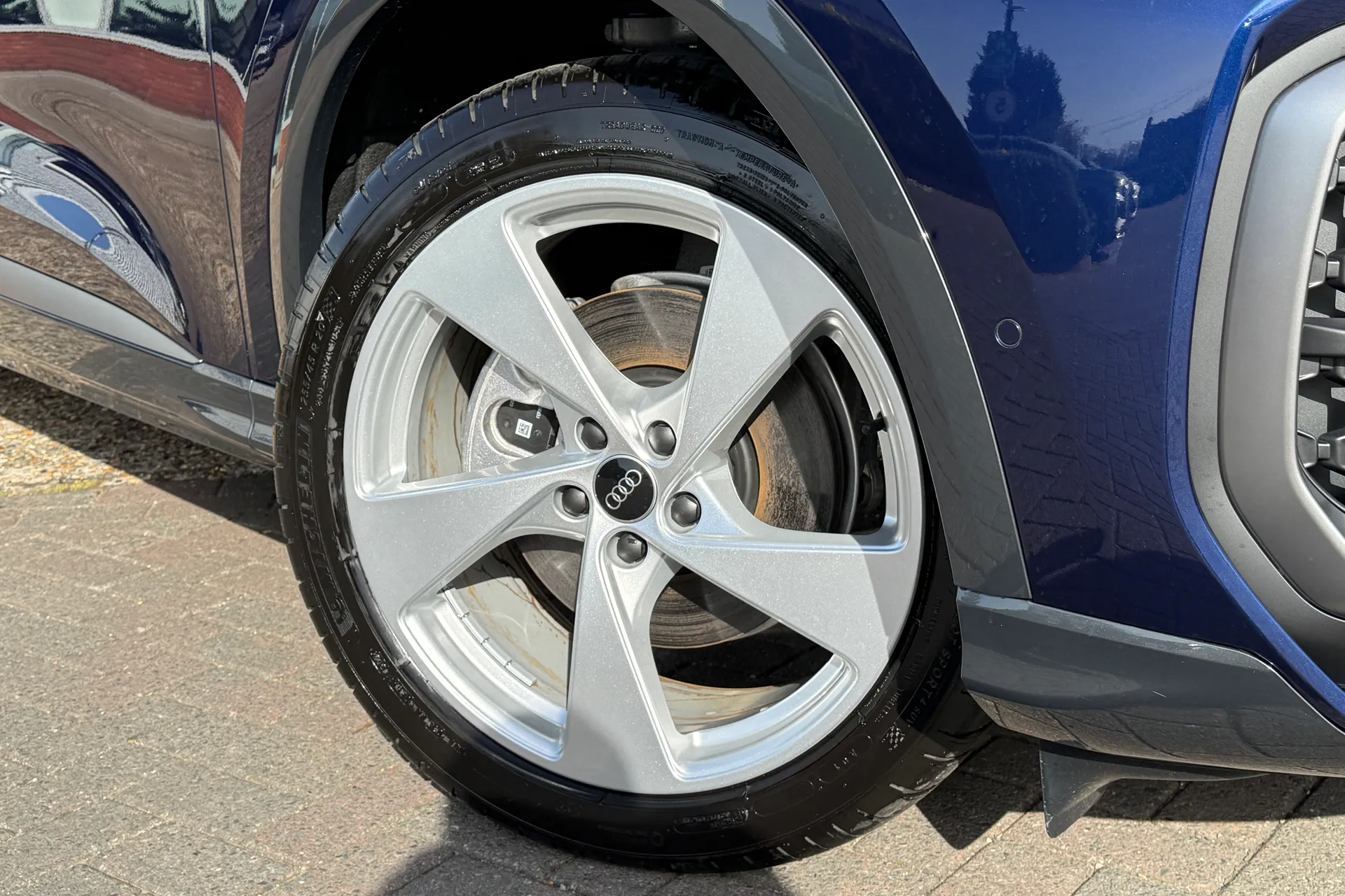 Audi Q5 thumbnail image number 7