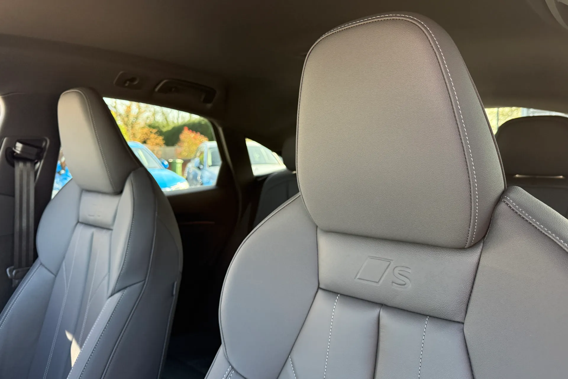 Audi Q5 thumbnail image number 33