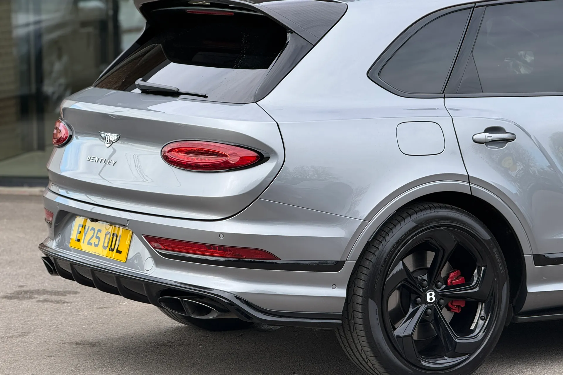 Bentley BENTAYGA thumbnail image number 47