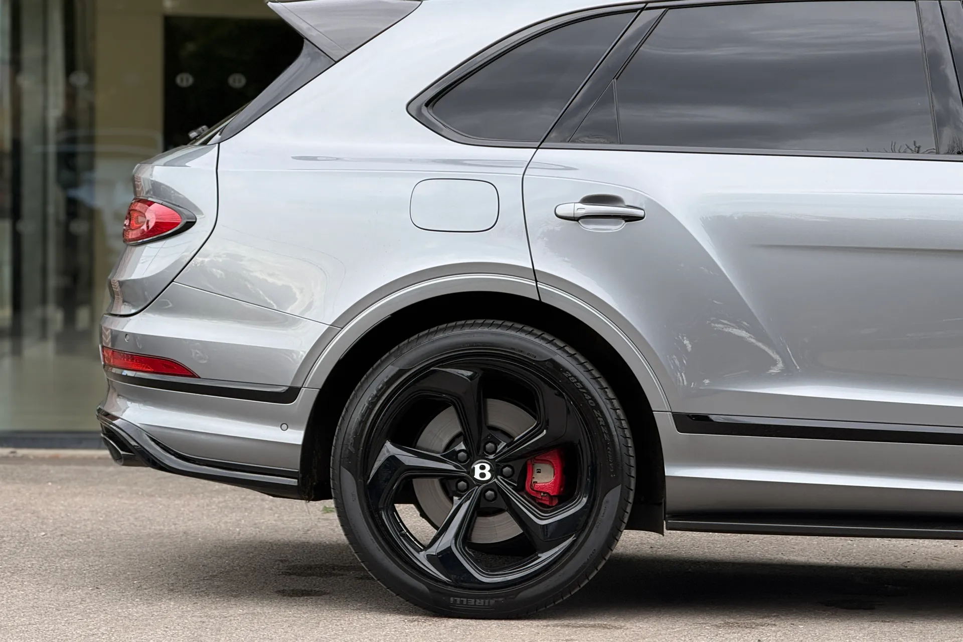 Bentley BENTAYGA thumbnail image number 11