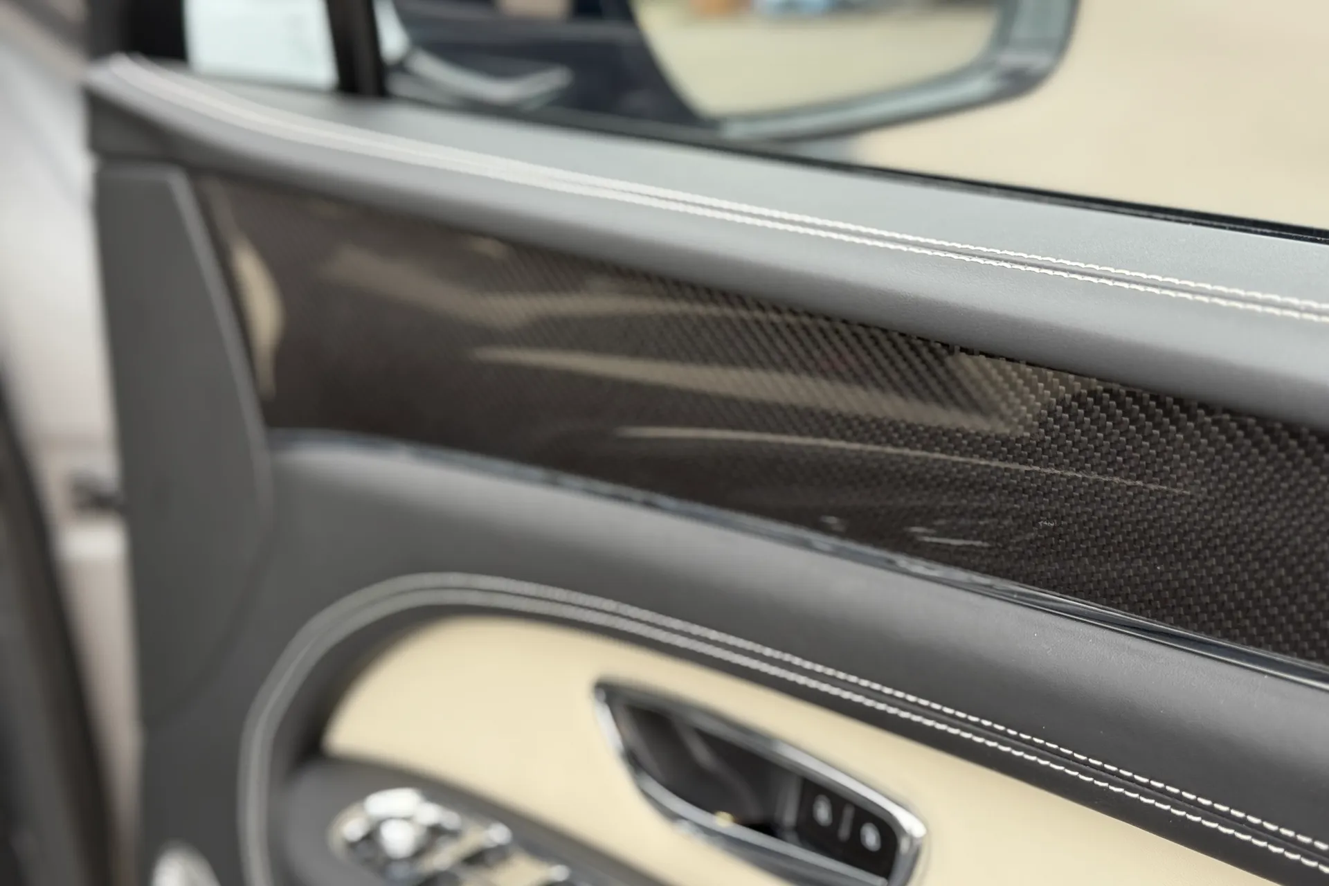 Bentley BENTAYGA thumbnail image number 20