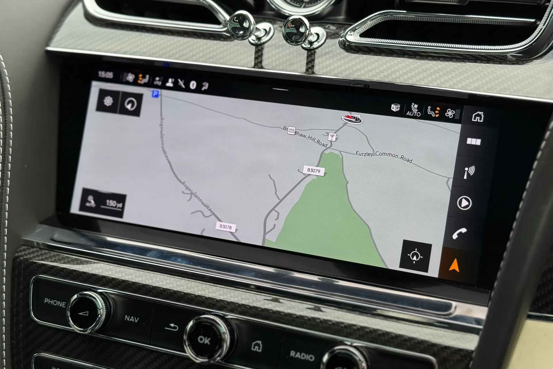 Bentley BENTAYGA thumbnail image number 4